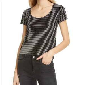Frame le high rise scoop tee size XS